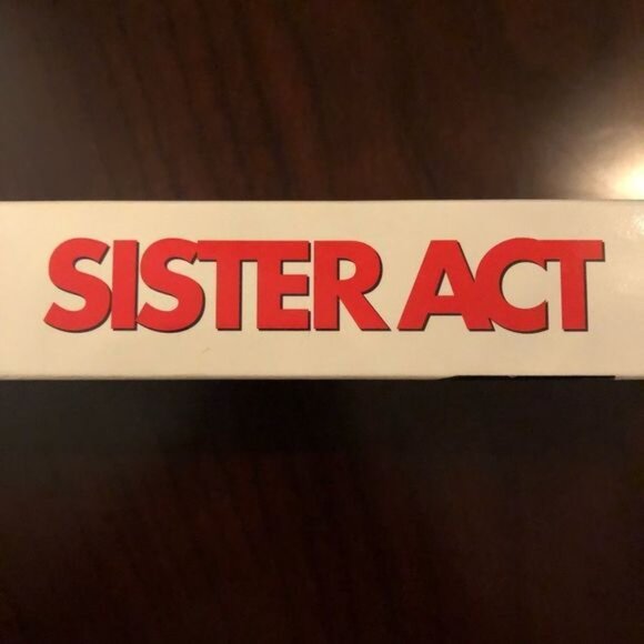 Sister‎ Act VHS with Whoopi Goldberg Vintage 1992 - Picture 2 of 3